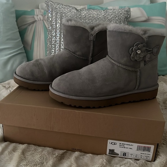 Ugg boots - Picture 4 of 5